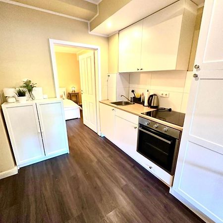 Zentrales Apartment Mit Terrasse Бремен Екстер'єр фото